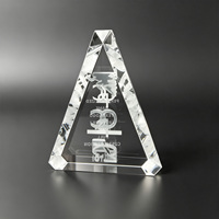 Plaque pyramide transparente Neelpure 186863, gravée au laser 3D, en cristal, pour souvenir de championnat