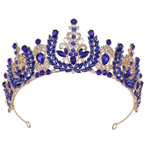 Diadème <span class=keywords><strong>de</strong></span> Mariage et Anniversaire pour Femme en Alliage Plaqué Or avec Cristaux Élégants et Coraux, Couronne <span class=keywords><strong>de</strong></span> <span class=keywords><strong>Reine</strong></span> <span class=keywords><strong>de</strong></span> Bal, Diadème <span class=keywords><strong>de</strong></span> Princesse pour Concours <span class=keywords><strong>de</strong></span> Beauté - Product Image 2