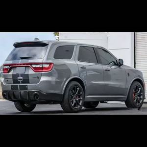 Pour <span class=keywords><strong>Dodge</strong></span> <span class=keywords><strong>Durango</strong></span> 2011-2025 Diffuseur arrière en plastique de haute qualité couleur noir brillant Kit carrosserie modifié - Product Image 2