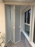 Porte intérieure double en aluminium noir, style industriel moderne, avec verre transparent, pour appartement et maison de type studio