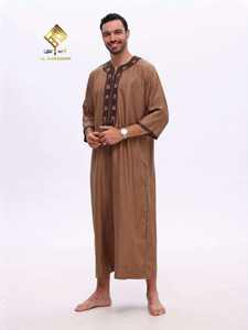 Nouvelle Robe Arabe Haut de Gamme pour Homme 2025 : Matière Douce Anti-Boulochage, Manches Trois-Quarts, Longue et Élégante - Product Image 2