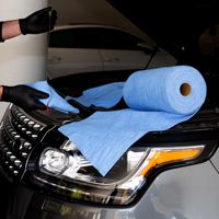 Mikrofiber pada gulungan robek handuk pembersih kain yang dapat digunakan kembali dan dicuci untuk garasi rumah mobil atau dapur