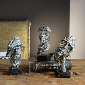 Ornamenti per la Casa dal Design Astratto Statua in Resina il Silenzio è Oro del Pensatore Creativo Astratto Scultura Decorativa in Resina - Product Image 3