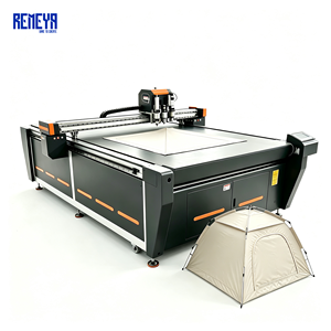 Cutter CNC avec couteau servo offrant une vitesse élevée et une longue garantie pour les rouleaux et panneaux revêtus REMEYA Cutter - Product Image 1
