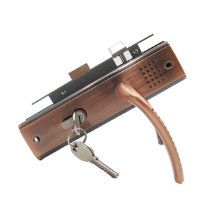Serrure <span class=keywords><strong>de</strong></span> <span class=keywords><strong>porte</strong></span> intérieure moderne haut <span class=keywords><strong>de</strong></span> gamme <span class=keywords><strong>avec</strong></span> poignées, ensemble <span class=keywords><strong>de</strong></span> serrures et poignées, charnières, cylindre et plaque <span class=keywords><strong>de</strong></span> butée pour <span class=keywords><strong>porte</strong></span> - Product Image 1