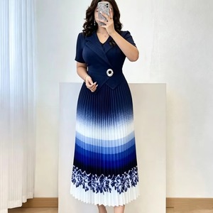 Nouvelle Robe d'été plissée dégradée à col revers et manches courtes, <span class=keywords><strong>coupe</strong></span> ample, élégante et raffinée pour <span class=keywords><strong>femme</strong></span> - Product Image 6