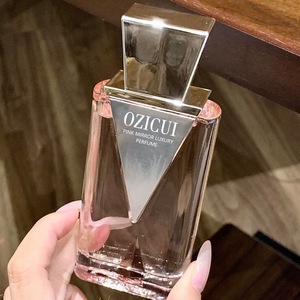 Parfum de luxe pour femmes OZICUI 100 ml - Parfum floral et frais longue durée - Parfum de marque privée professionnel pour femmes - Cadeau - Product Image 4