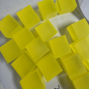 Ce:GAGG, Granate de Gadolinio, Aluminio y Galio, Lúmagarnet, Bloque en Bruto, Material de Gema Fluorescente Cultivado en Laboratorio - Product Image 6