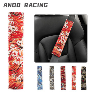 Coussin de ceinture de sécurité de style japonais, housse en tissu rouge et noir, facile à installer et à retirer, pour la protection des ceintures de sécurité des véhicules - Product Image 2