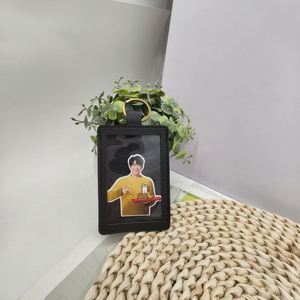 ที่ใส่บัตรรูปภาพแนวตั้งพร้อมพวงกุญแจ หนัง PU ของที่ระลึก ป้องกันรูปภาพ ที่ใส่บัตรรูปภาพ พวงกุญแจ - Product Image 3