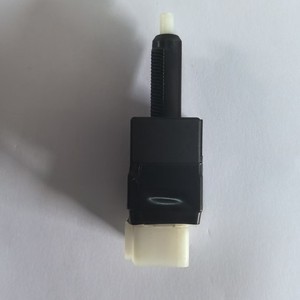 Interruptor de Luz de Freno Hino 84340-E0020 84550-1280 para Camión, Repuesto de Plástico Nuevo - Product Image 4