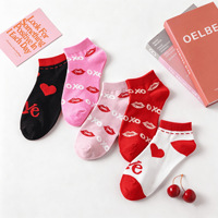 Nouvelles chaussettes invisibles unisexes printemps/été respirantes en tricot simple, imprimées en terylène, polyvalentes, motif cœur et lèvres