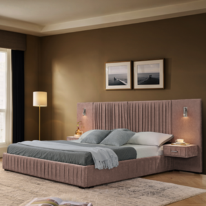 Base de Cama Queen Moderna Convertible Tapizada en Tela Chenille con Cabecero Plisado y Plataforma de Madera Sólida - Product Image 1