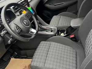 <span class=keywords><strong>Voiture</strong></span> Saic MG ZS SUV de luxe 2022 <span class=keywords><strong>2023</strong></span> 1.5L CVT 958 <span class=keywords><strong>Sport</strong></span> Essence 180DVVT 5 portes 5 places Traction avant Véhicule à essence <span class=keywords><strong>Voiture</strong></span> d'occasion à vendre - Product Image 5