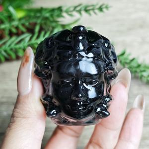 ขายส่งหินแกะสลักคริสตัลยอดนิยม หินออบซิเดียนดำธรรมชาติและหินยูเปอร์ไลท์ หินเมดูซ่าขัดเงาสำหรับตกแต่งบ้าน - Product Image 4