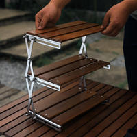 Table pliante portable en bois massif légère et moderne pour le camping en plein air avec étagère de rangement pour une utilisation en cuisine