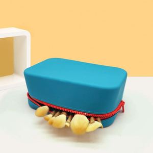 Sac de rangement cosmétique en silicone de haute qualité avec logo personnalisé, résistant à l'eau, fermeture éclair, poignée souple, grande capacité, pour voyage - Product Image 1