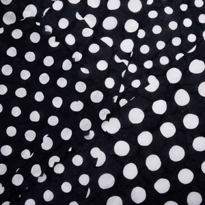 Bán Buôn Tùy Chỉnh Màu Đen Dot 78gsm Dệt Trọng Lượng Nhẹ Thoáng Khí 100% Bông Muối Shrank Nhăn In Vải Cho Cô Gái Chàng Trai Túi - Product Image 6
