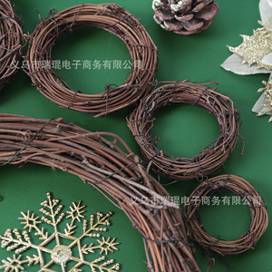 Couronnes en osier Ruikun 10cm-40cm, anneaux de fleurs séchées naturelles, décorations de Noël, artisanat DIY pour la décoration de la maison en période des fêtes - Product Image 2