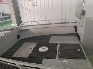 Yate de Pesca Deportiva de Aluminio de 5m con Certificación CE, Motor Fuera de Borda de 90HP, Construcción Soldada para Cruceros Fluviales y Entretenimiento - Product Image 6