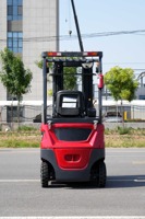 Chariot élévateur électrique compact Solreign CPD 1-1,5 tonne, mini chariot élévateur à batterie lithium-ion, hauteur de levage 6 m pour allées étroites
