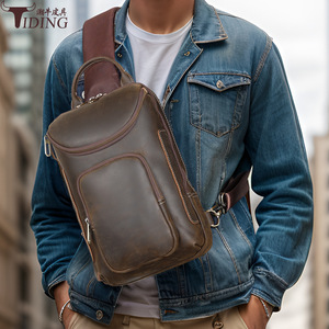 กระเป๋าคาดหน้าอกหนังแท้สำหรับผู้ชาย สีน้ำตาลเข้ม 11 นิ้ว ใส่ iPad ได้ สะพายข้าง สำหรับกิจกรรมกลางแจ้ง พักผ่อน ท่องเที่ยว ทนทาน - Product Image 2