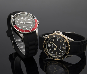 <span class=keywords><strong>Montre</strong></span> de luxe à Quartz pour hommes, <span class=keywords><strong>bracelet</strong></span> en or, résistant à l'eau, vente en gros, OEM - Product Image 5