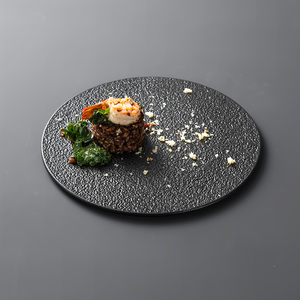 Assiettes de service rondes noir mat vaisselle de table en porcelaine design moderne vaisselle de cuisine fine restaurant hôtel vaisselle logo personnalisé plats - Product Image 2