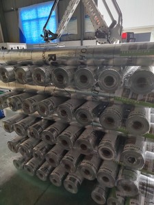 Film PE et tissu en maille de polyester, film réfléchissant en aluminium laminé, isolation - Product Image 4