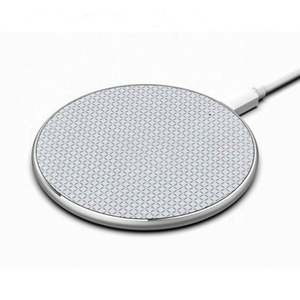 Chargeur sans fil pour téléphone portable personnalisé, design portable avec cadre en alliage de zinc et acrylique, garantie de 12 mois, style moderne, vente chaude - Product Image 4