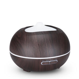 Humidificador ultrasónico creativo de 400 ml con diseño de madera, difusor de aroma para uso en el hogar y la oficina, con temporizador y luz LED. - Product Image 4