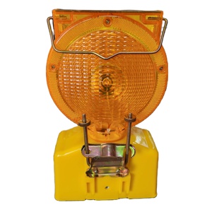 Feux de signalisation clignotants solaires à LED pour barricades routières, haute visibilité et protection IP68 pour <span class=keywords><strong>la</strong></span> sécurité routière, 20 ans d'expérience en vente en gros - Product Image 6