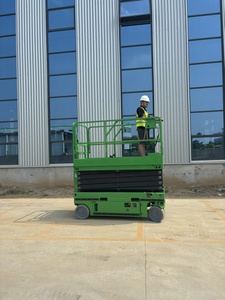 Plateforme élévatrice à ciseaux électrique chinoise de 9,8 m de hauteur de travail et 7,8 m de hauteur de plateforme à vendre - Product Image 1