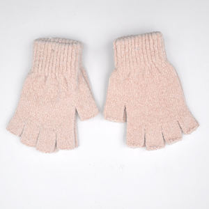 Venta caliente lindo <span class=keywords><strong>Animal</strong></span> Jacquard medio guantes para niñas invierno tejido cálido mitones Flip diseño liso para uso diario deportes de esquí - Product Image 4