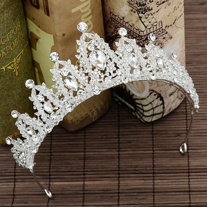Corona de Perlas de Cristal Hecha a Mano para Novia, Accesorios para Vestido de Novia, Diadema Coreana al por Mayor - Product Image 2