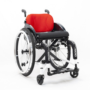 Silla de Ruedas Deportiva Manual Ultraligera de 8 KG en Fibra de Carbono Premium con Bolsa de Almacenamiento Trasera Rueda Plegable de 24 Pulgadas - Product Image 5