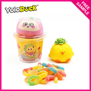 Novedad: Caramelos de goma ácidos surtidos en vaso con juguetes, paquete de 6 mini con juguetes de apretar, blandos y masticables, de múltiples sabores de frutas, a granel, OEM para revendedores YOLODUCK - Product Image 2