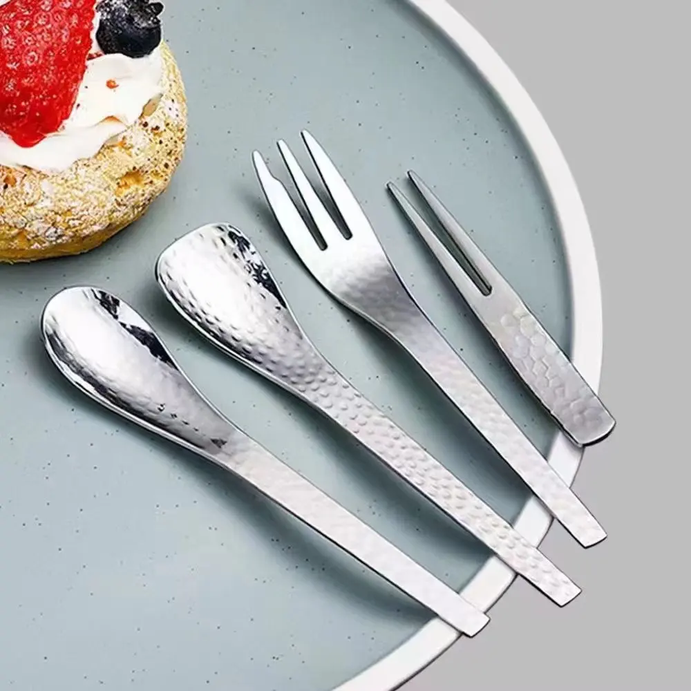 Nuevo diseño martillado de acero inoxidable 304 cucharas de grado alimenticio café postre helado cuchara
