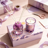 Coffret Cadeau Luxe Parfums d'Ambiance Bougie Parfumée Diffuseur à Bâtonnets Pot en Verre avec Boîte Cadeau Décorative pour Collections de Boutiques et Vente au Détail