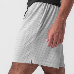 กางเกงวิ่งออกกำลังกายมาราธอนผ้าโพลีเอสเตอร์ 5 นิ้ว คุณภาพสูง กางเกงฝึกซ้อม กางเกงกีฬาขาสั้นสำหรับผู้ชาย - Product Image 1