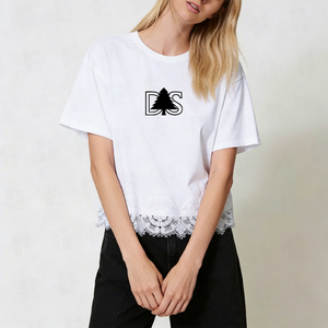 T-shirt court respirant en coton 100 % pour femme, coupe ample, col côtelé, couleur unie, broderie plate personnalisée de haute qualité - Product Image 3