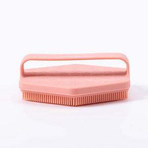 Nouvelle brosse de bain pour bébé en silicone de qualité alimentaire, nettoyant doux pour le <span class=keywords><strong>cuir</strong></span> <span class=keywords><strong>chevelu</strong></span> et le corps pour bébé, facile à tenir et doux pour la peau - Product Image 6