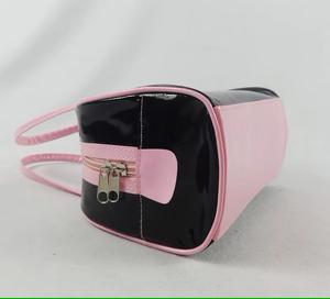 Nouveau sac fourre-tout en PVC tendance <span class=keywords><strong>Paris</strong></span>, sac hobo unisexe avec fermeture à glissière, motif bonbon et deux poignées doublées de polyester - Product Image 5