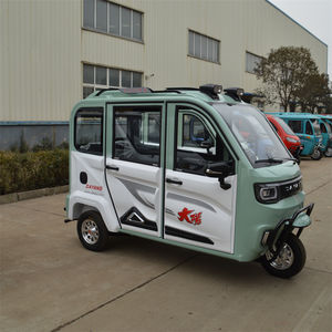 Tricycle <span class=keywords><strong>électrique</strong></span> de cabine de passagers à basse vitesse 60v <span class=keywords><strong>Scooter</strong></span> <span class=keywords><strong>électrique</strong></span> à <span class=keywords><strong>3</strong></span> <span class=keywords><strong>roues</strong></span> pour adultes <span class=keywords><strong>sans</strong></span> <span class=keywords><strong>permis</strong></span> de conduire - Product Image 2