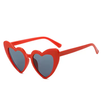 Lunettes de soleil tendance en forme de coeur pour femmes Lunettes de soleil bon marché avec logo personnalisé blanc rose fête de mariage