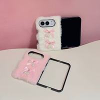 Coque de téléphone pliable 2026 pour iPhone 18 Duo, en peluche douce et chaude 3D, motif mignon, cadeau de luxe pour fille