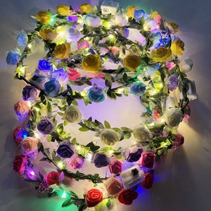 Couronne de fleurs lumineuse LED pour fête de mariage, guirlande décorative pour femmes et filles, accessoire lumineux pour cheveux, bandeau pour anniversaire - Product Image 3