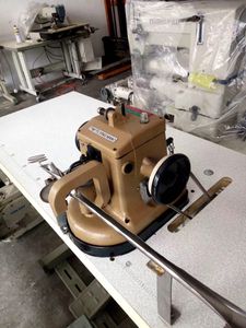 Máquina de Coser Industrial Usada para Pieles, Alta Velocidad 4000 Puntadas/min, Alimentación por Aguja Eléctrica - Product Image 3