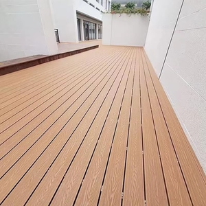 Dalles de terrasse extérieures imperméables en WPC, revêtement de <span class=keywords><strong>sol</strong></span> en bois-plastique, terrasse en WPC, grain de bois 3D, terrasse composite co-extrudée - Product Image 5