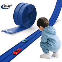 Jouets de piste de course flexibles pour enfants Flex Race Car Ramp Track Rolls up Portable DIY Racetrack Compatible avec Diecast 1/64th Cars